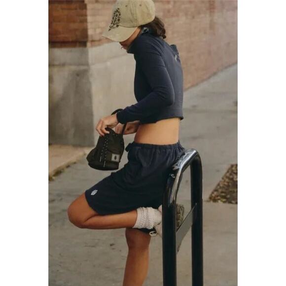 NEW Free People FP Movement Hot Shot Easy Set Medium Black Long Sleeve Shorts - Picture 4 of 10